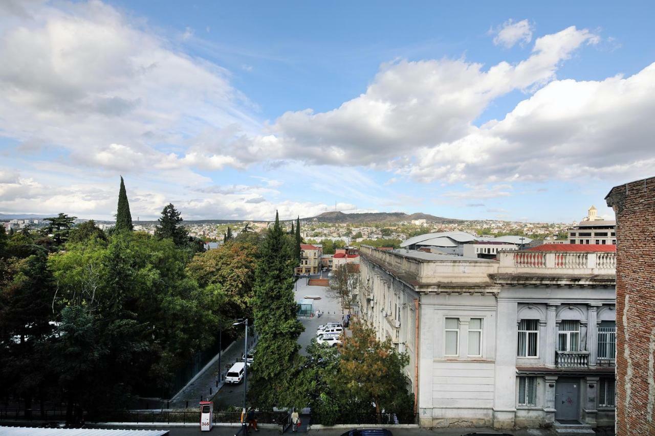 Twins Hotel Tbilisi Eksteriør billede